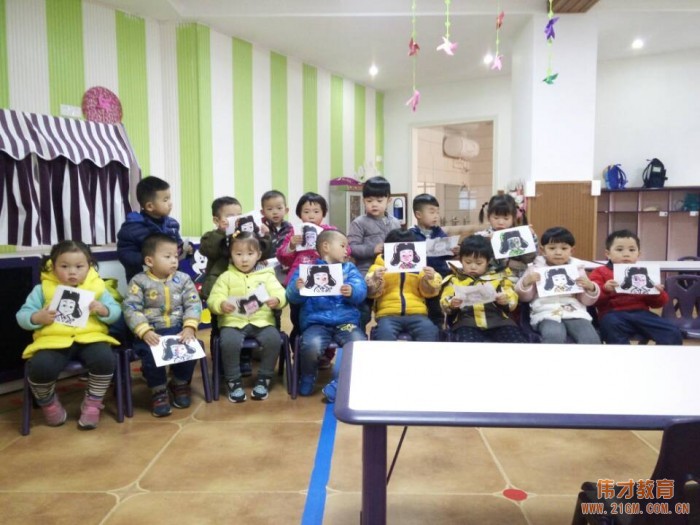 學雷鋒，做好娃娃——貴州遵義匯川偉才幼兒園“雷鋒日”活動