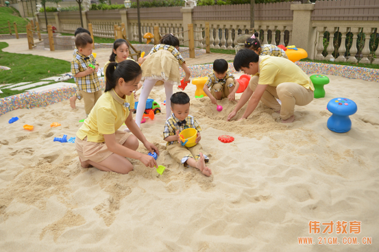 高端幼兒園加盟品牌偉才教育募集人才，打造金質(zhì)師資