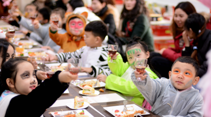 湖北荊州楚天都市佳園偉才幼兒園：動(dòng)物音樂劇，任性跨年