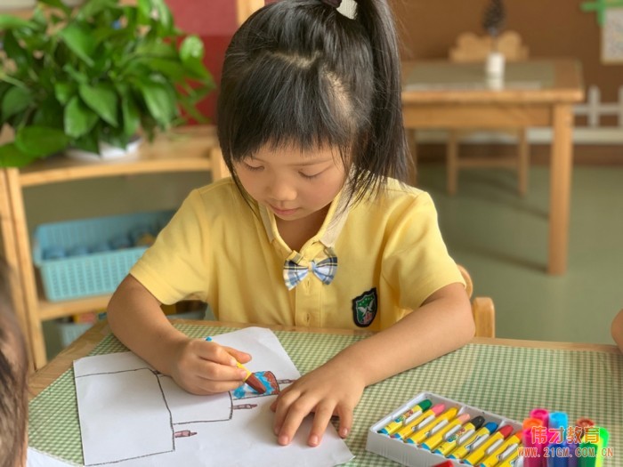 海寧偉才幼兒園國(guó)慶節(jié)喜迎建國(guó)70周年