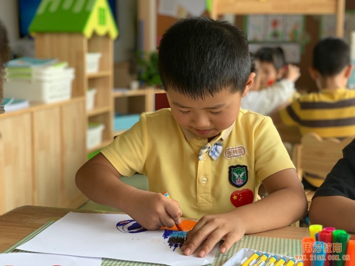 海寧偉才幼兒園國(guó)慶節(jié)喜迎建國(guó)70周年