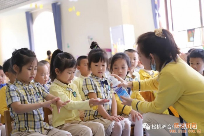 貴州松桃鴻合偉才幼兒園復(fù)學(xué)記：開(kāi)心熱鬧又回來(lái)了！