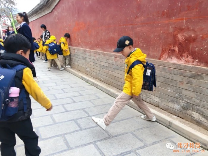 測(cè)量古巷，甘肅天水佳水岸偉才幼兒園社會(huì)實(shí)踐活動(dòng)