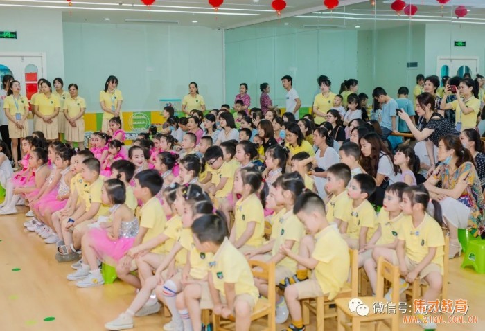 湖北孝感偉才幼兒園2021屆畢業(yè)紀(jì)念