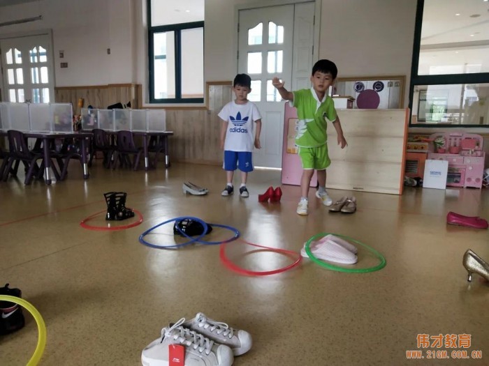 偉才課程丨鞋子噠噠響——浙江慈溪清水灣偉才幼兒園